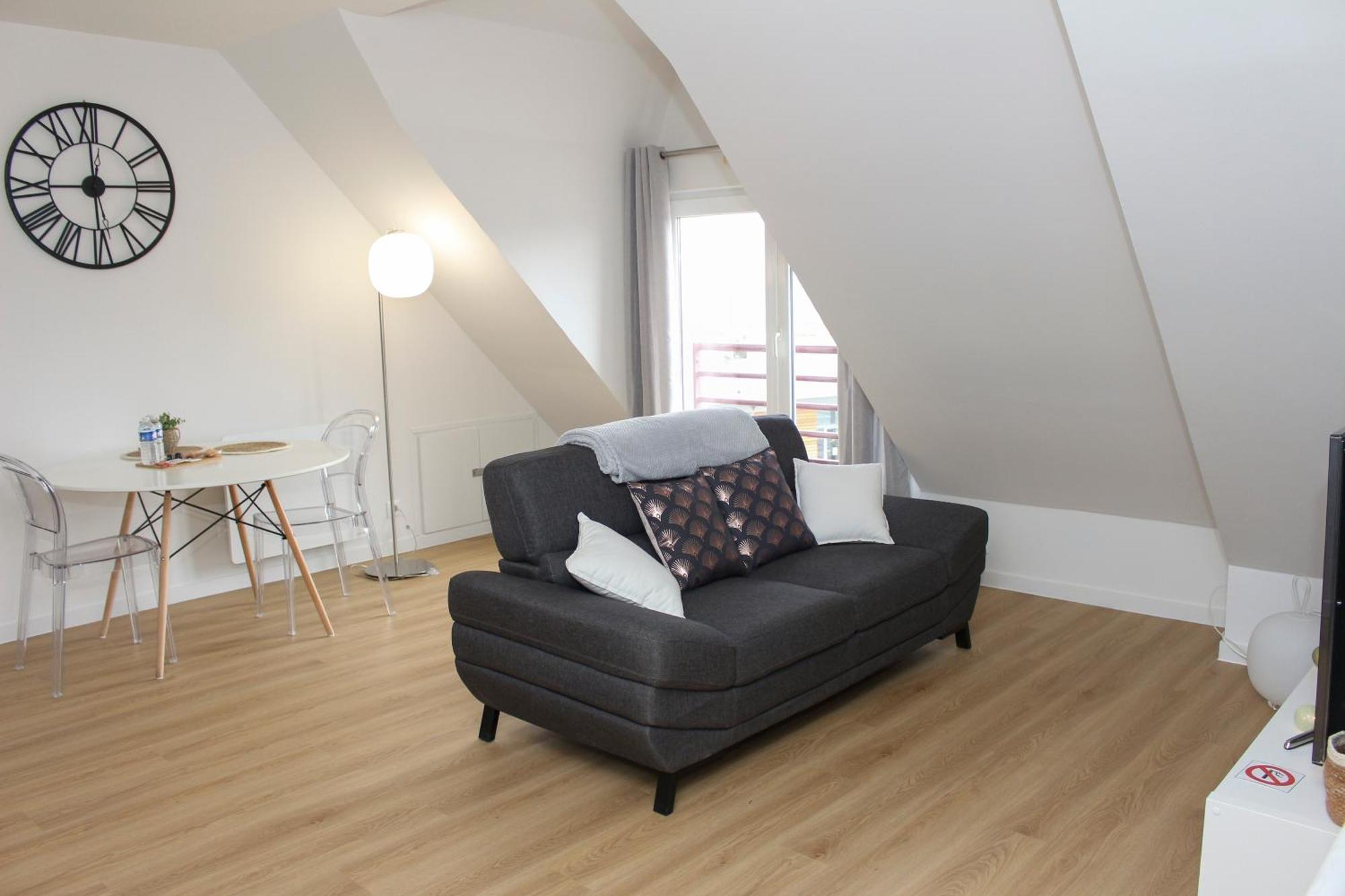 Appartement Entier *Au Pied De La Gare* Juvisy-sur-Orge Buitenkant foto